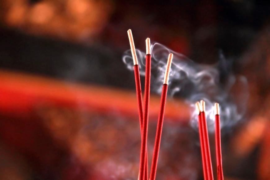 The Origins of Nag Champa Incense - Zamnesia Blog